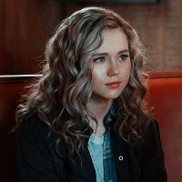 Sara Rogers ✰ (@blondestardream) 's Twitter Profile