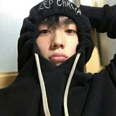 chenbailun3's profile picture. 唯有孤独永恒