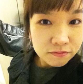 _rozina's profile picture. 온화한, 따뜻한, 겁이많은, 긍정적인, 여유로운, 야옹이랑 같이사는 미치광이