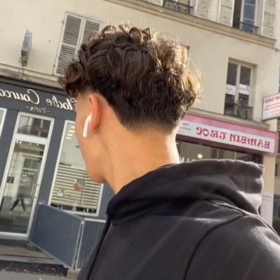 jules_bnk's profile picture. :)