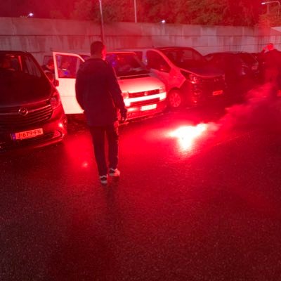 Superboer, sales-Trainer/Coach - trotse vader van 3 heerlijke kids, gek van postduiven. fanatiek baasje op vak 19 De Graafschap Doetinchem NL 💪