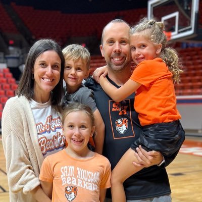 Mom of my favorite 3 littles, SHSU Accounting lecturer, and Bearkat 🏀coach’s wife ! “Don’t dig up in doubt what you’ve planted in faith”