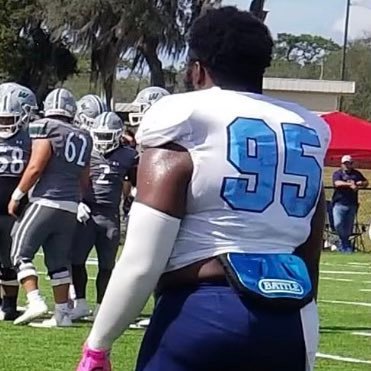 Official page: Don Holmes aka FamousDH RIP all my loved ones fallen👼🏾🙏🏾 #DaPack 6’0 280lbs D-Tackle FREE AGENT