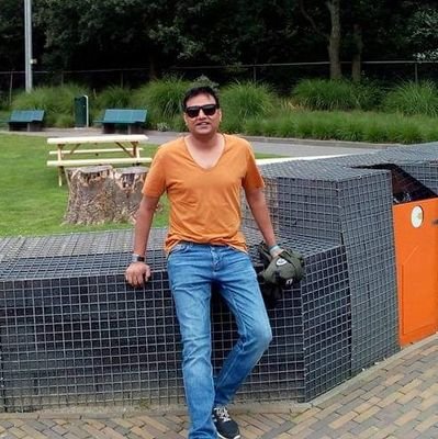 RahulC365's profile picture. Media professional...👈

Views are personal.