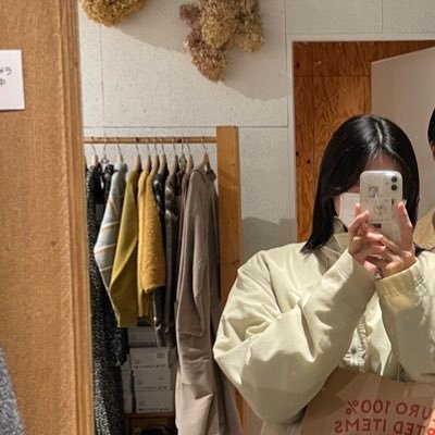 5q9F4tXeXmSaUEr's profile picture. 