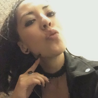 chazy_him's profile picture. Actriz,Bailarina,Porrista,Deportista Metalera de corazón , Amante de los hombres y de algunas mujeres. Feminista, Absurda, Bruja.