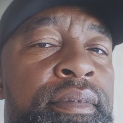 monyemarapye's profile picture. Funny guy