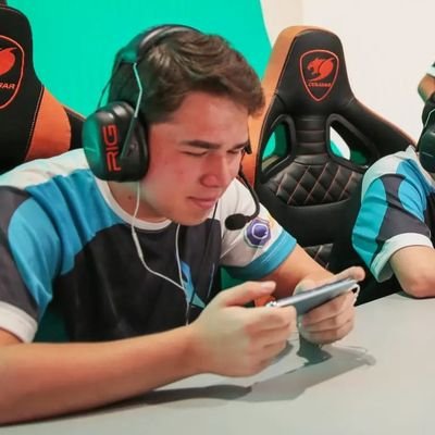 Jugador Profesional de Wild Rift | 24 🇲🇽 | 🏳️🌈 | Top 4 LATAM
Player for: ????
Former: Vatra Gaming, Gods Plans.