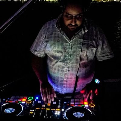 Dj 🇵🇦🇵🇦 Todologo, se mucho y a la vez nada.
Todos los días se aprende algo.
Independiente
Anti-partidos politicos