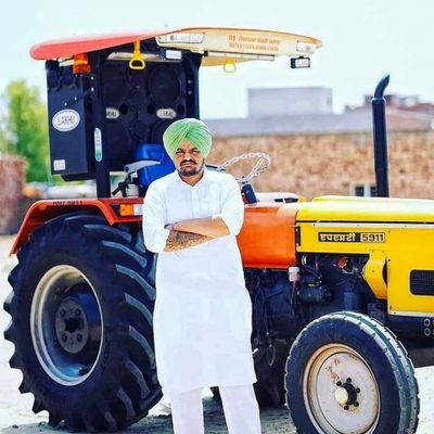 Ambarsaria🤘
FaRmER🚜
PharMaCisT
📝
ਤੇਰੀ ਰਾਹ ਤੇ ਜੇਕਰ ਅਸੀਂ ਚਲ ਪਏ
ਤਾਂ ਠੇਸ ਲੱਗਣੀ ਤੈਨੂੰ ਭਾਰੀ ਹੈ,
ਅੱਜ ਤਾਂ ਦਿਨ ਤੇਰੇ ਚੱਲ ਰਹੇ ਨੇ
ਯਾਦ ਰੱਖੀ ਕੱਲ ਨੂੰ ਮੇਰੀ ਵਾਰੀ ਹੈ(ਲਵੀ