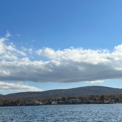 zgOMiHZa1pk2GnB's profile picture. 