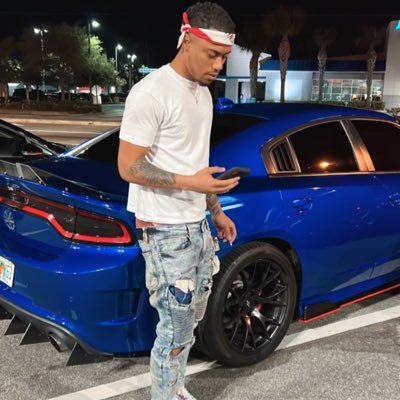 KidbehindCrypt's profile picture. New Twitch Streamer🔥Twitch: RolltideasfTTV  Facebook: Kyle Lowry Tiktok: RolltideasfTTV #podcaster
