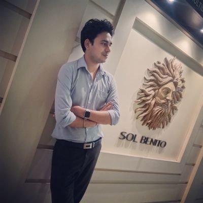 A_s_h_i_s_h_07's profile picture. Born to stand out, not to fit in. 🙎