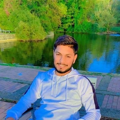 qayoom_sahi's profile picture. 👎