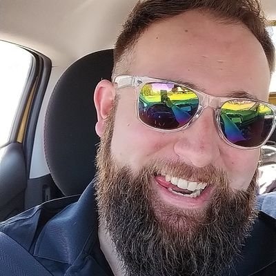 just a guy who likes showing off
happily partnered
if you like what you see
venmo me @jokerman04289