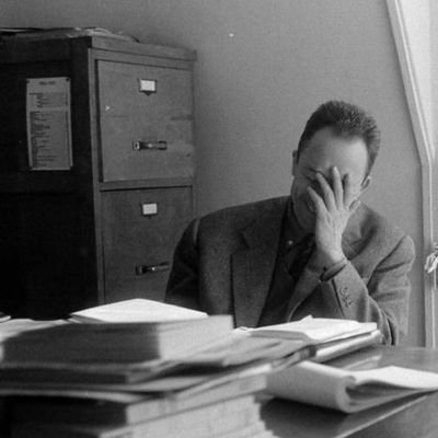 Ahangaar's profile picture. IDK , I just got here.