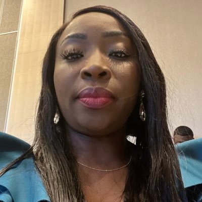 daramaz's profile picture. a business and financial consultant