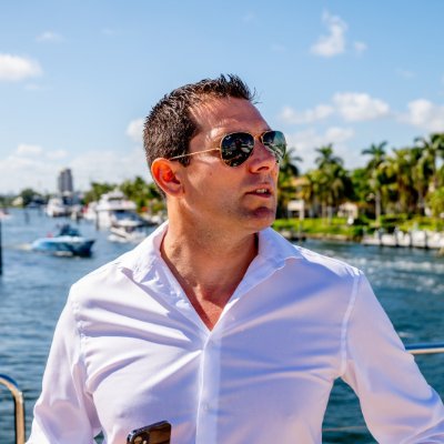 ➩ I help marine sales pros sell more and be at the top of their game. ⬇️⬇️⬇️To access FREE eBook https://t.co/xhrAArrsSQ