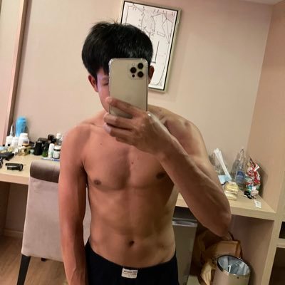 Bestboy_1993's profile picture. 31 168 58