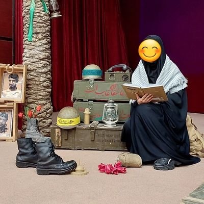 ✨🦋﷽🦋✨
«و أنَا أبحَثُ عنِّي؛ وَجَدْتُكَ یٰا حُسین..!» و هنگامی که در پیِ خودم بودم ، تــو را یافتم یا حسین...💚
حقوق دان👩🏻⚖️⚖️