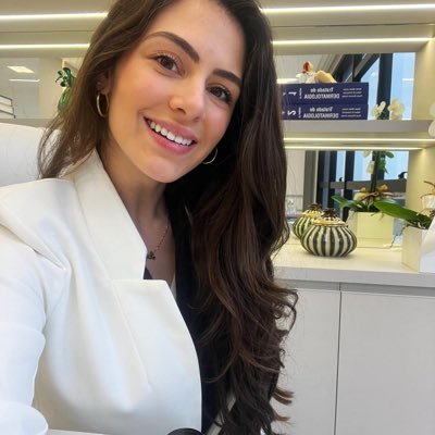 glgt94's profile picture. 💄Makeup artist
👩‍🎨BROVIST
💆🏼‍♀️Styling