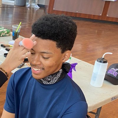 Vainezreal's profile picture. Josiah | Varsity League of Legends Mid Laner for Grand Canyon university | 19
NECC 2022 Fall champion!
Maybe I'll use this app eventually