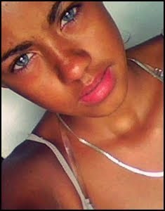 A Menina Com Muita Atitude, e Um Bom Carate.