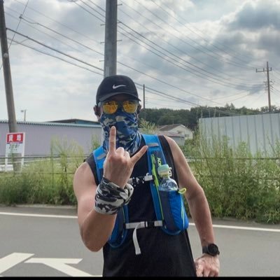 速くは走れ無いけど走るの大好き🏃♂️食レポ出来ないけどラーメン大好き🍜いいね リツイートありがとうございます🙇♂️ネガティヴよりポジティブで居たい✌️麺響万蕾が大好き⚡️ワラーチが大好き😍