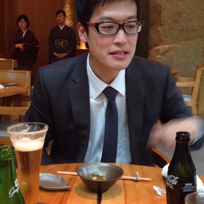 eaTAKE2012's profile picture. （株）eaTAKE代表取締役｜2012年創業｜フランチャイズ12社加盟｜唯一無二のメガフランチャイジーに｜P店釘師→サービスマナー講師→眼科検査員からの起業｜サッカーコーチ｜コアフランチャイジー講師｜フランチャイズど真ん中認定｜2025年度SMBエクセレント企業賞（FC部門）受賞