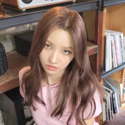 puro pinche cartel de stray kids a la verga// g idle amigas íntimas