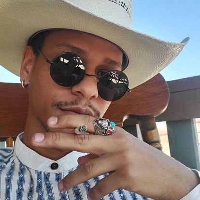 SWEETLEVF's profile picture. 