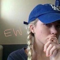 TheresaWhit10's profile picture. 人間っていうのは、いい時にはみんないい人なんだよ。最悪の状態の時にその人の本質が問われるんだ