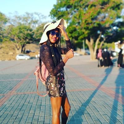 Ros_mutai's profile picture. I never pay for drinks