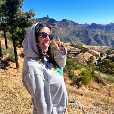 No me pregunten mucho que no he dormido nada.

🤯 Psicóloga 

🥊 Boxeadora

📌Aragonesa fendo cosetas d'aragoneses.