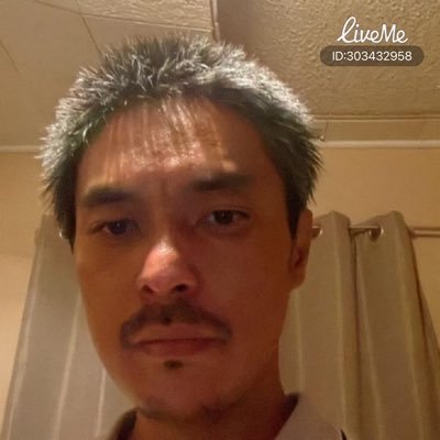 vhinze80's profile picture. 
