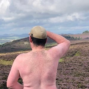 always gay and sometimes naked. Nudist and also a bit of an exhibitionist.  love outdoors nakedness. No women or minors pls.