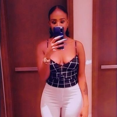 vibescope2541's profile picture. 