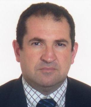 Ing. Técnico en Topografía, Máster Universitario en Ingeniería Geodésica y Cartografía por la Universidad Politécnica de Madrid