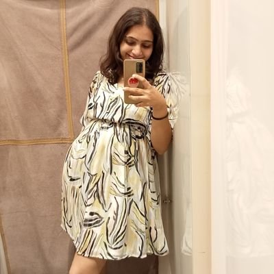 Sharmaanjali200's profile picture. lessgooo