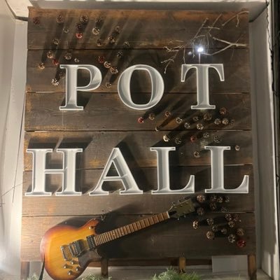 POT HALL 八丈島