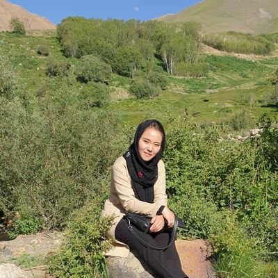 These days, we experience the hardest life. We had higher hopes 4 life. I'm Najiba Arman. Daughter of Jawaher and Mohammad. I am an economics student.