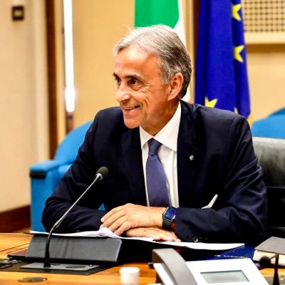 Ambassador, Frm Secretary General @ItalyMFA. Chairman @Sorgenia. Director @Treccani “Geopolitical Atlas”. SG #ECAMCouncil. V.President #SACE. RT not endorsement