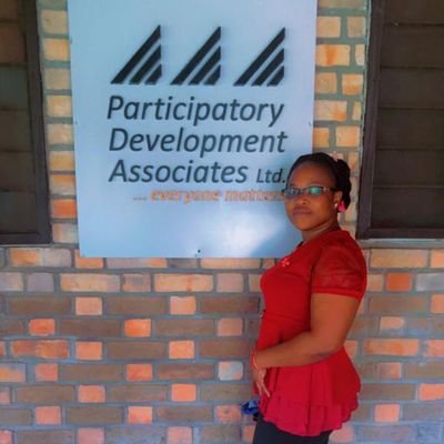 PROUDLY DAGABA AND A VOLUNTEER. AFRICAN, LOVES TO RETWEET, COOL TO THE CORE AND LOVE MAKING NEW FRENDS FOR POSITIVE IMPACT.