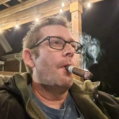 Network engineer and security researcher. Always learning. Still asking, 'what I'll be when I grow up.' Leading the charge to mediocrity in infosec.