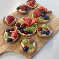 Clare Thomas (@ivanhoefood) 's Twitter Profile