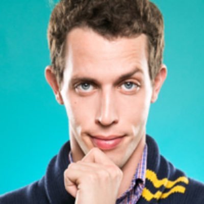 The gay Tony Hinchcliffe. knees down comedian. “I love it”… not the real Tony Hinchcliffe. Just the one he wants to be.
