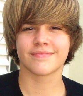 @theozinho_lindo
theo mim seguiiu no dia 
16/08/2010
horas:21:19
casadoo com @Gabrielle_Vitte