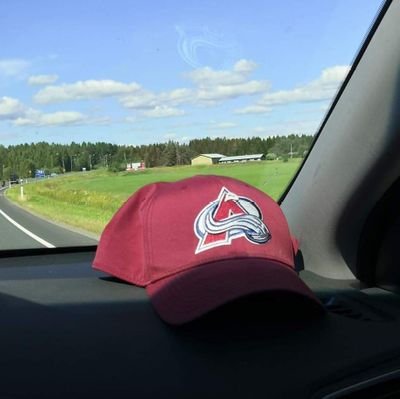 omenaattori's profile picture. they/them 🇫🇮🏒