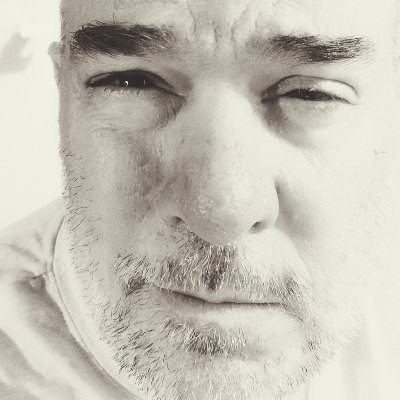 Principal Engineer / CTO, twice ex-FAANG (Amazon/Apple), Borland Alumni, and jungle dweller. Costarricense.