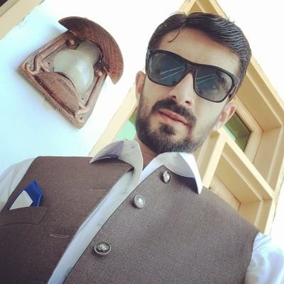 Raeeskh021's profile picture. Change Your Self For ALLAH not for People 🥰❤️